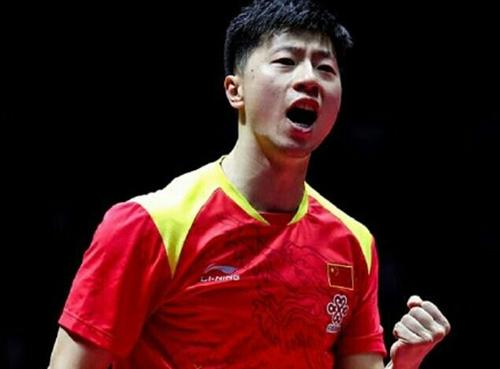 马龙采访被儿子打断，父爱瞬间温暖人心