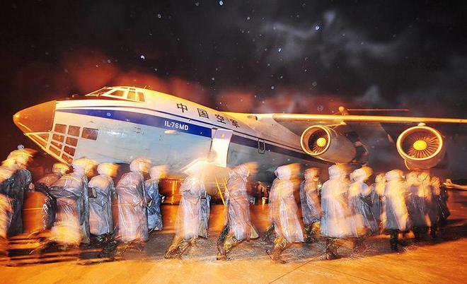 中国飞机逆行撤侨,黎巴嫩的勇敢逆风飞翔