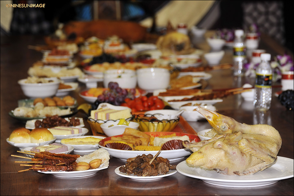 杭州提前开吃年夜饭，美食与文化的双重盛宴