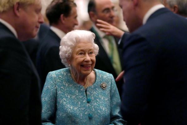 英前首相爆料英女王死因引发争议风波