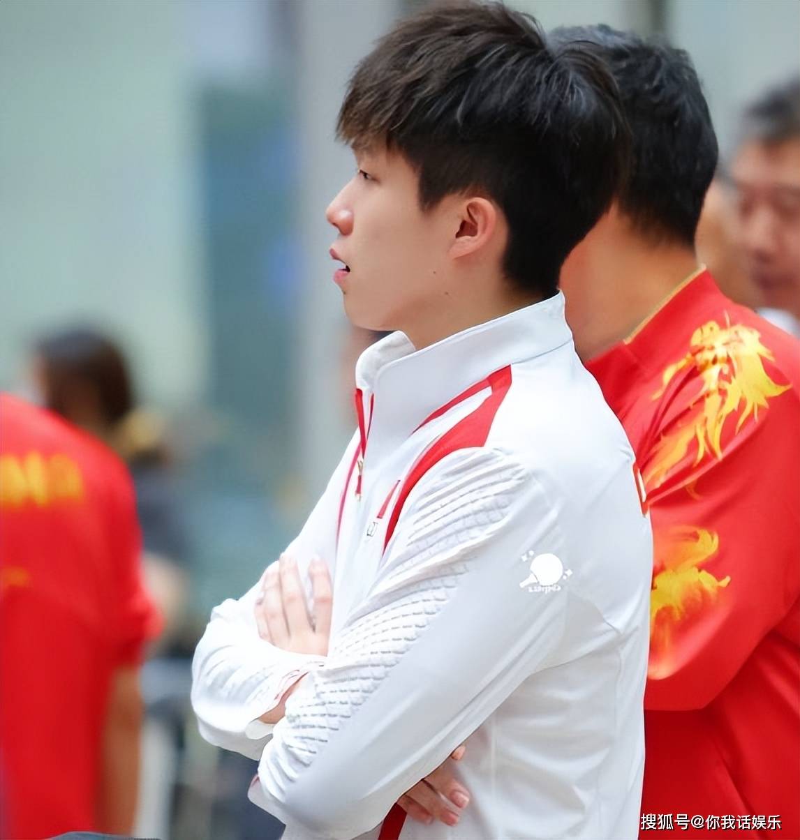 脱口秀演员调侃王楚钦事件,暂停合作背后的故事与反思