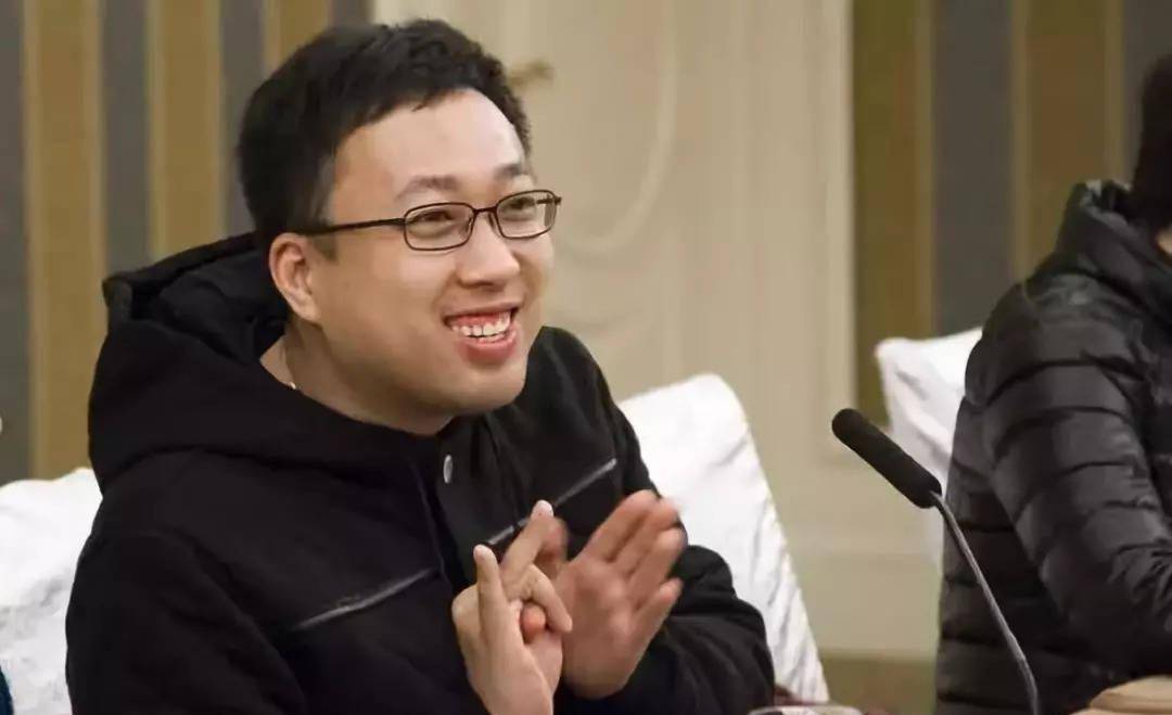 于正回应新签女艺人曾被曝当小三事件